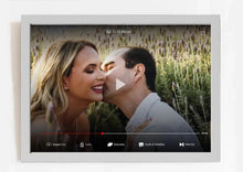 Carregar imagem no visualizador da galeria, Quadro Netflix Play - 1 foto
